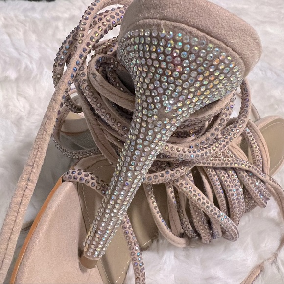 Rhinestone heeled sandals - Picture 4 of 4
